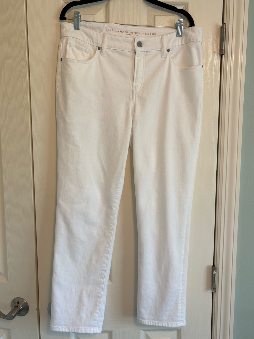 Chico’s White So Slimming Girlfriend Slim Leg Crop Jeans Size 2 (US 12) - Picture 3 of 10